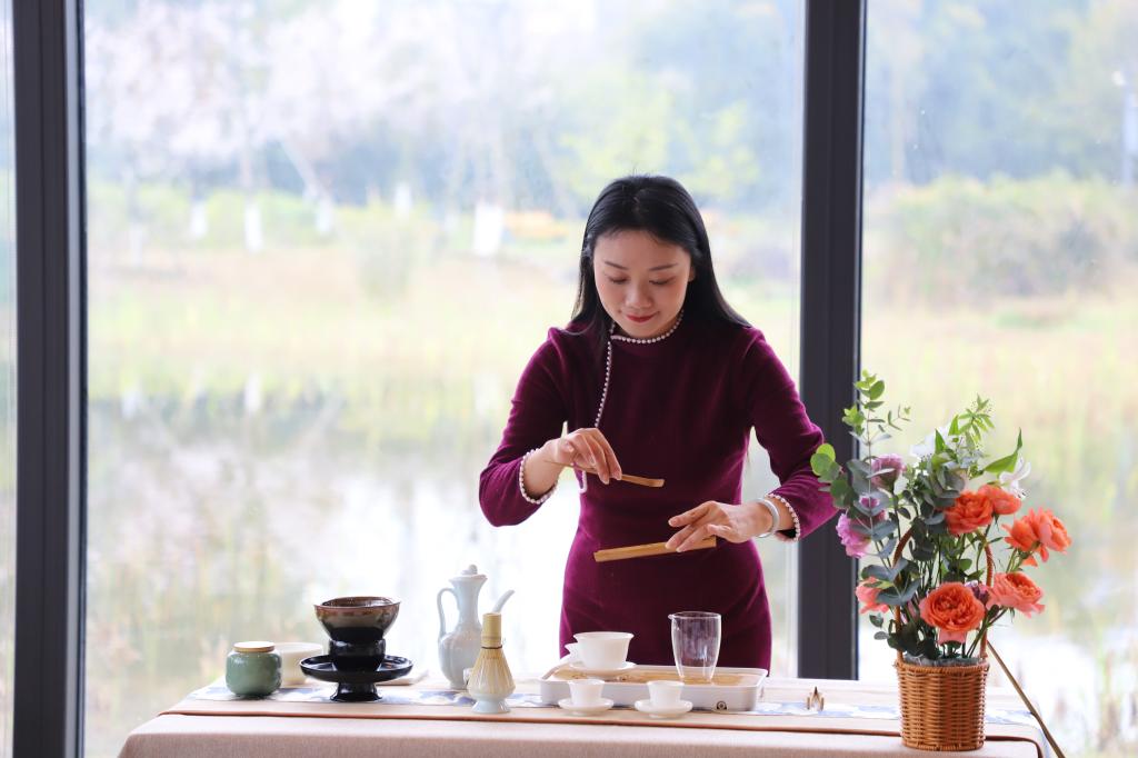 “三八”國際婦女節(jié)茶藝插花活動