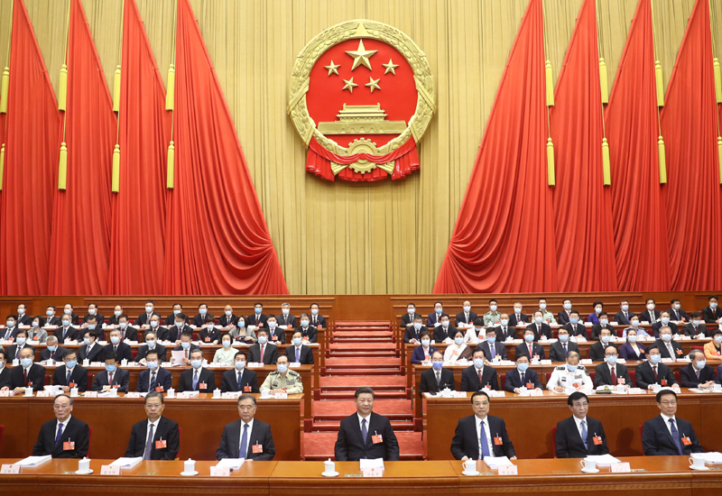 5月21日，中國人民政治協(xié)商會議第十三屆全國委員會第三次會議在北京人民大會堂開幕。這是習(xí)近平、李克強(qiáng)、栗戰(zhàn)書、王滬寧、趙樂際、韓正、王岐山在主席臺就座。新華社記者 李學(xué)仁 攝